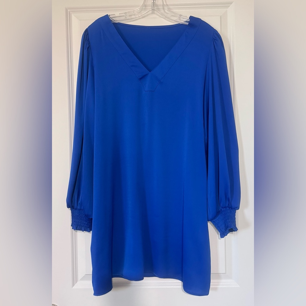 Elegant Blue Long Sleeve Dress